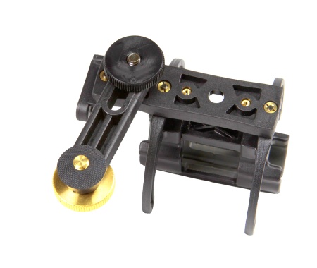 042902 invision video 1 4 adaptor closedup