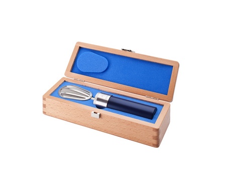 v4woodenboxopen 1825084958
